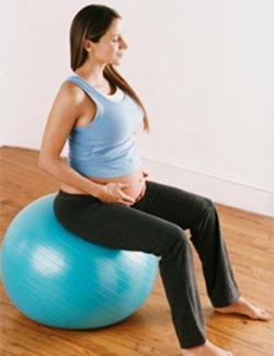 риски физических упражнений во время беременности