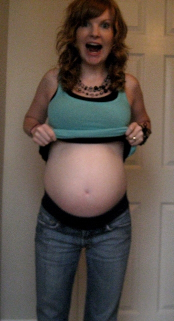 женщина на 23 неделе беременности