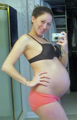 девушка на 32 неделе беременности