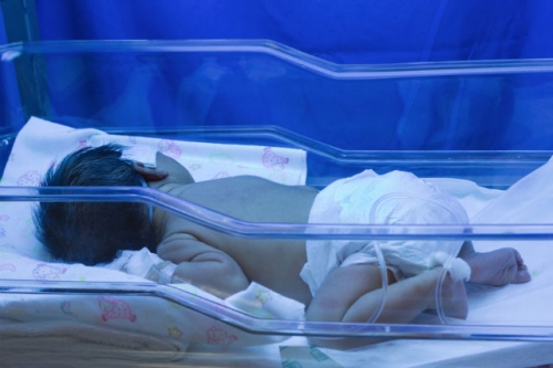 О лечении физиологической желтухи у новорожденных деток