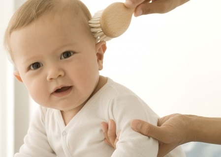 О правилах ухода за волосами новорожденного ребенка (Часть 2)